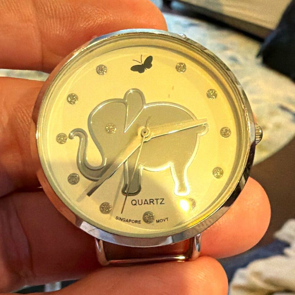 Alabama Swiss Star Women's Quartz Wristwatch White Elephant new battery
